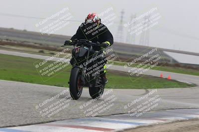 media/Nov-30-2025-TrackDaz (Sun) [[d8b22663df]]/B Group/Session 5 (Wheelie Bump)/